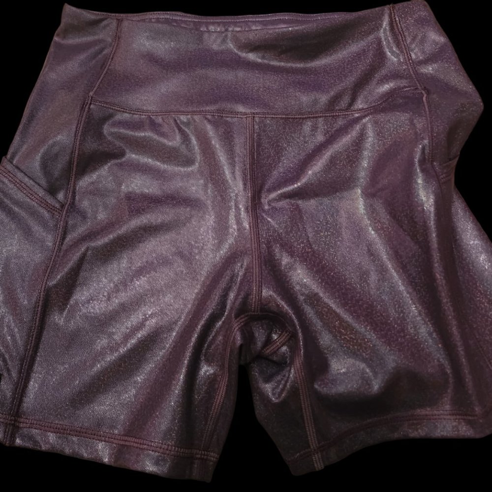 Heart & Soul Strong Brand Rainbow Unicorn 5” training shorts Size M